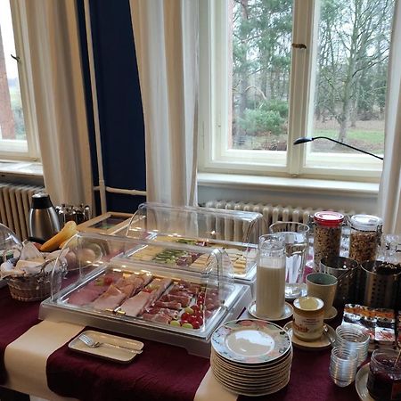 Herrenhaus Schmoelen Gbr Bennewitz エクステリア 写真